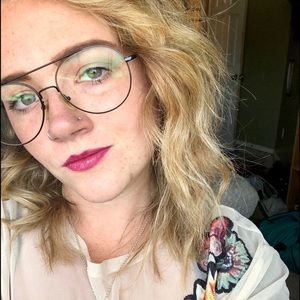 Meet your Posher, Bridget